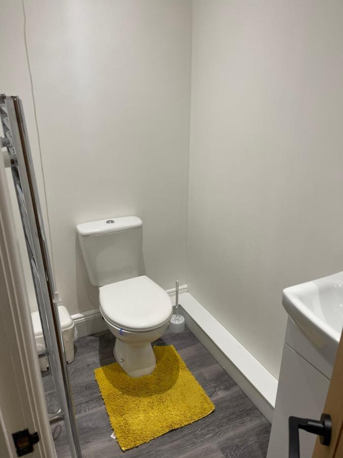 Large Room 2 Бристоль Экстерьер фото